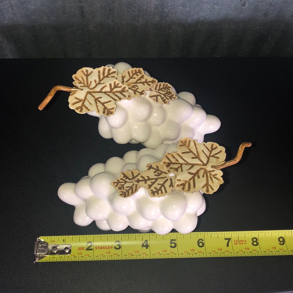 Vintage White Fruit Set - Picture 9 of 9